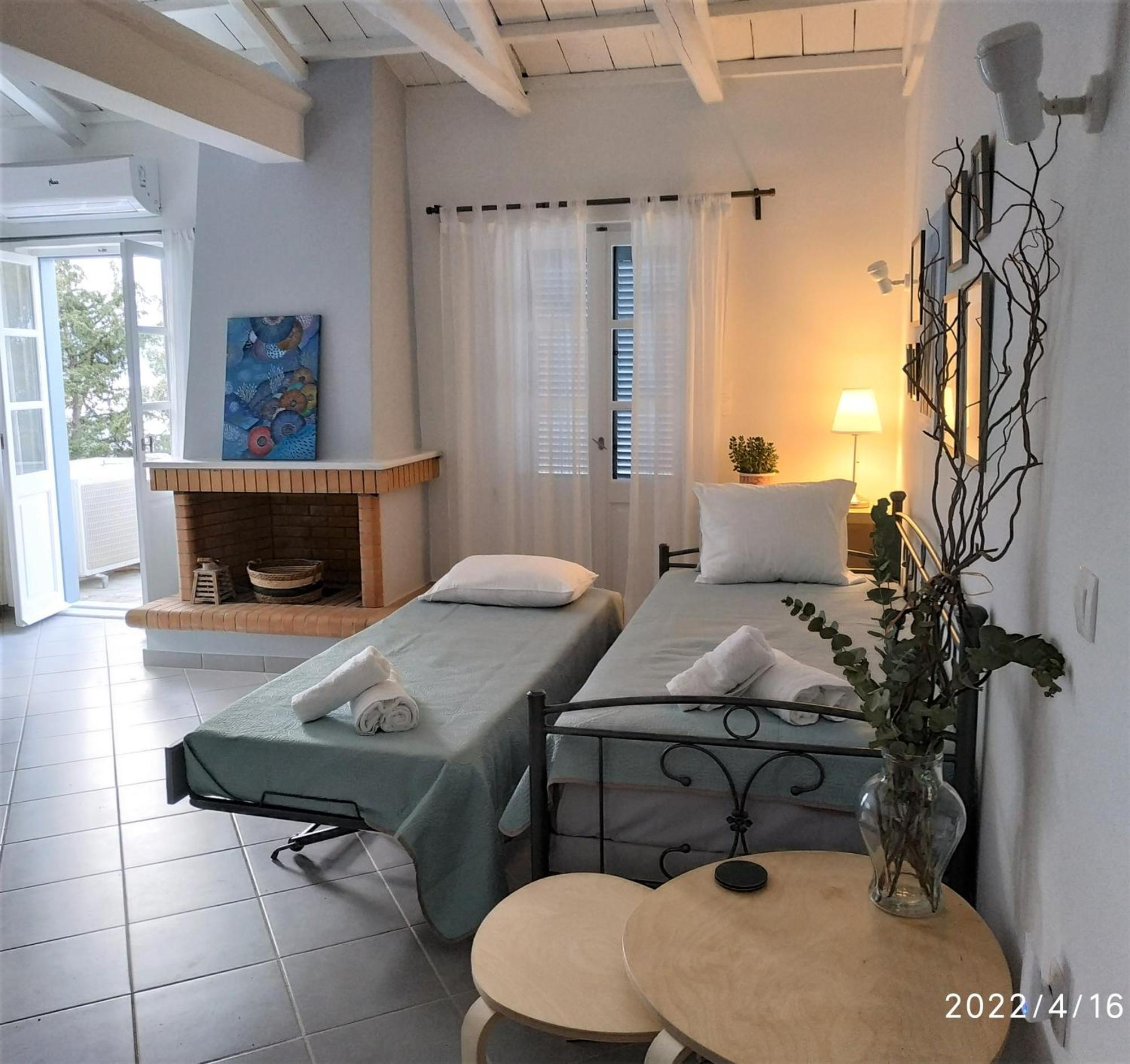 Pine Trees And Sea View Houses In Hydra - Daphne, Chloe, Myrto, Eleni Pokoj fotografie